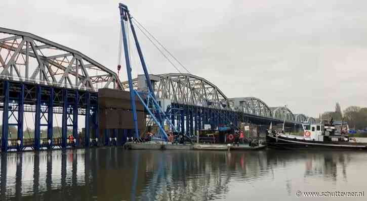 Mourik-Swarco rondt stuwrenovatie Grave eerder af dan afgesproken