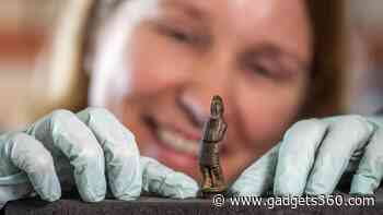 Rare 2,000-Year-Old Gladiator Knife Handle Found Near Hadrian's Wall