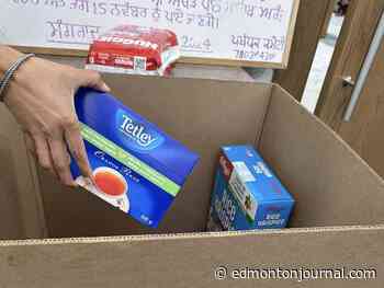 'Everybody is in a giving mood': Edmonton's Sikh community partners with food bank, opens new Gurdwara