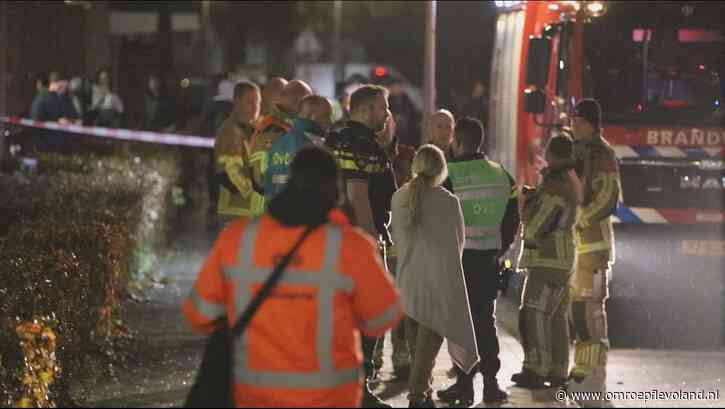 Almere - Woning aan Deventerpad gesloten na explosie
