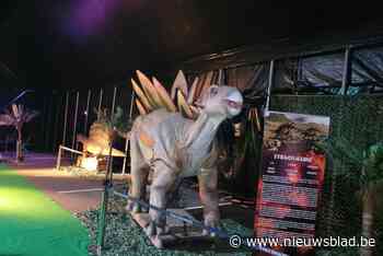 Dinosaurussen veroveren multifunctioneel terrein