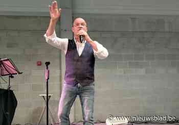 Rudi Tastenoe zingt seniorenweek in gang, later deze week nog bingo en lezing