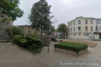 Zithoek, stapstenen en nieuwe planten voor pleintje aan Armand Segerslei en Eduard Arsenstraat
