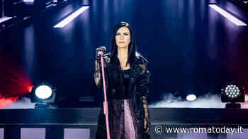 VIDEO | Laura Pausini, il messaggio contro la violenza sulle donne dal palco del Palazzo dello Sport