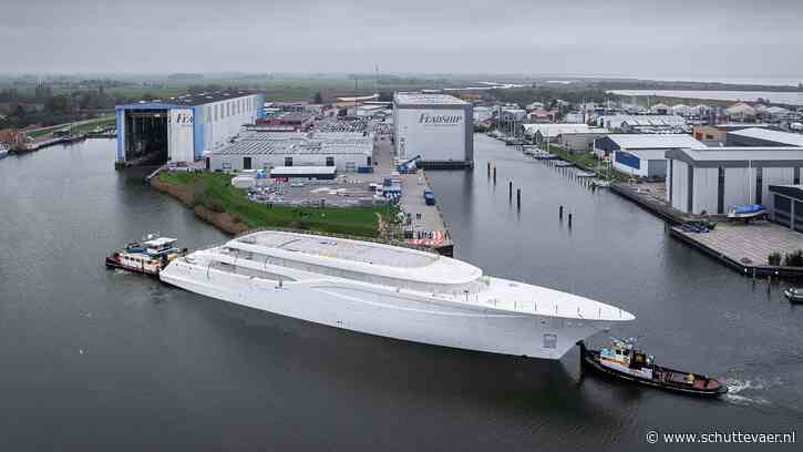 Project 1014 van Feadship voor afbouw naar Makkum