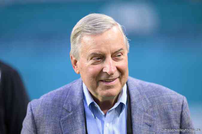 Ex-Raptors star Carter part of group seeking to buy stake in Buffalo Bills, AP source says