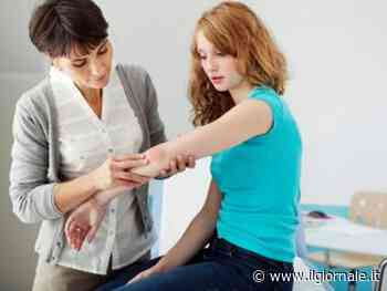 Controlli e abitudini: il vademecum per proteggere la pelle da tumori e patologie gravi