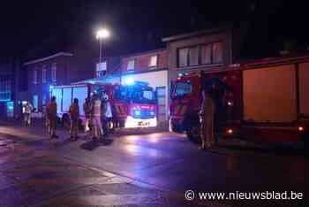 Steenweg naar Oudegem korte tijd afgesloten na vermoeden woningbrand