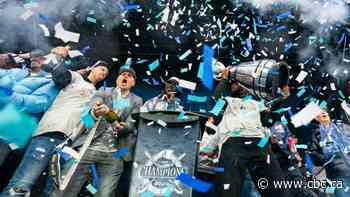 Toronto Argonauts celebrate Grey Cup win alongside fans at lively rally