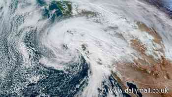 What is a 'bomb cyclone' and how does it form? After urgent warning is issued across three western states