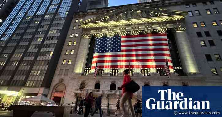 Global stock markets fall and bonds jump as fears grow over Ukraine war