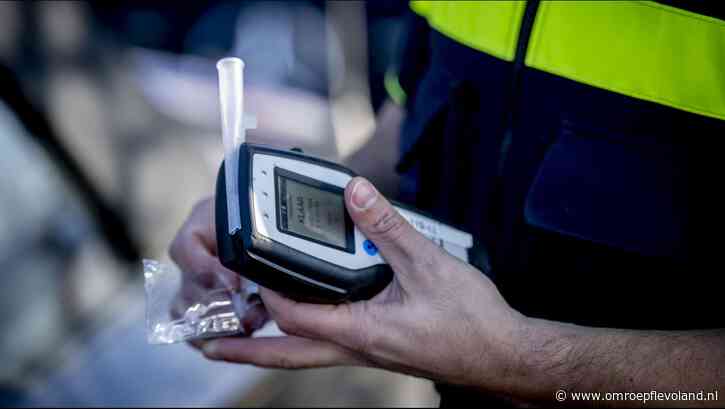 Dronten - Beschonken autodief na achtervolging aangehouden in Dronten