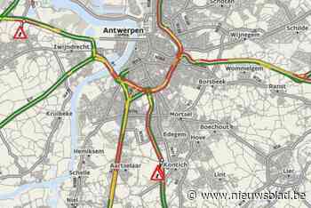 Zwaargewonde en twee lichtgewonden bij kettingbotsing op E19 in Kontich: file in beide richtingen