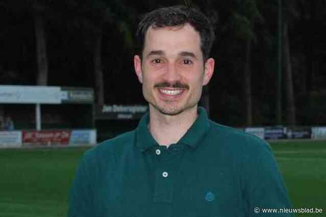 Spanjaard Manuel Huertos (Jong Male) hangt schoenen aan de haak