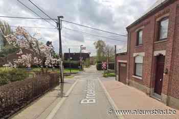 Overweg Broekveldstraat twee dagen afgesloten door werken aan het spoor