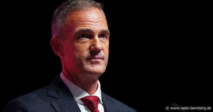 Britische Regierung erwägt Mindestalter für soziale Medien