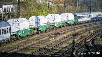Hochradioaktive Abfälle: Castor-Transport mit Atommüll rollt durch Deutschland