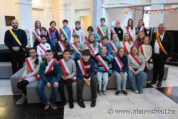 Nieuwe kindergemeenteraad legt de eed af: “Niet gewoon een lintje aantrekken”