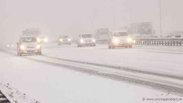 Sneeuw op de snelweg: dit moet je doen (en dit vooral niet)