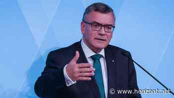 Rundfunkbeitrag: CSU-Minister kritisiert Klage von ARD und ZDF als "unfreundlichen Akt"