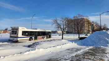 Highways reopen, but some schools close and city traffic perilous after 2-system storm hits Sask.