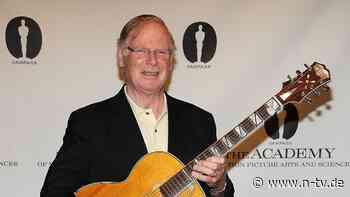 Gitarrist Vic Flick ist tot: Sein Gitarrenriff machte den Bond-Titelsong legendär