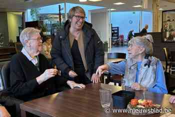 Minister Caroline Gennez brengt werkbezoek aan Ten Kerselaere: “140 miljoen euro extra gepland aan investeringen in ouderenzorg”