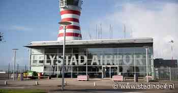 Piloot met ‘zeer groot geldbedrag’ in zijn toestel aangehouden op vliegveld Lelystad