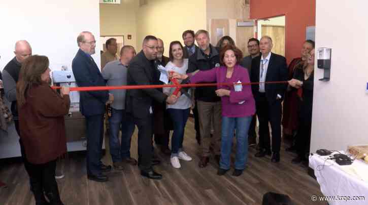 City of Albuquerque cuts ribbon for new behavioral health center