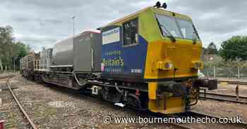 Track and train join forces to tackle leaf fall this autumn