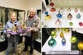Van versiering uit 1890 tot kerstballen uit gesmolten bierflessen: Marcel en Hermine showen unieke collectie