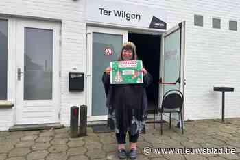 Eerste ambachtelijke hobbymarkt in kerstthema gaat door in Ter Wilgen: “Een plaats waar makers hun creaties aan de buitenwereld kunnen tonen”