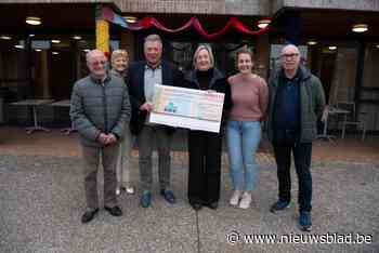 Blauwkoppen houden er na 100 jaar me op en schenken kas aan wzc De Plataan: “Gestopt op een hoogtepunt”