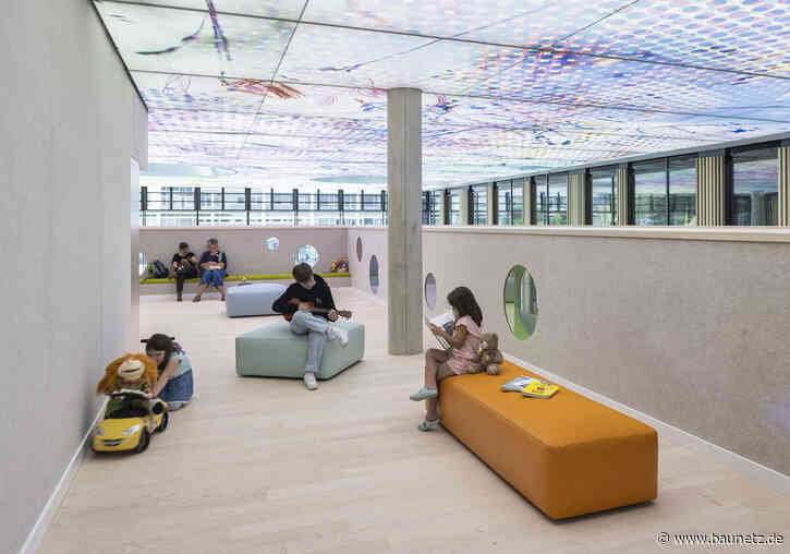 Antiwarten und Sinnesgarten
 - Kinder- und Jugendklinik in Freiburg im Breisgau von Health Team Vienna