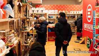 Il Negozio di Natale di Emergency