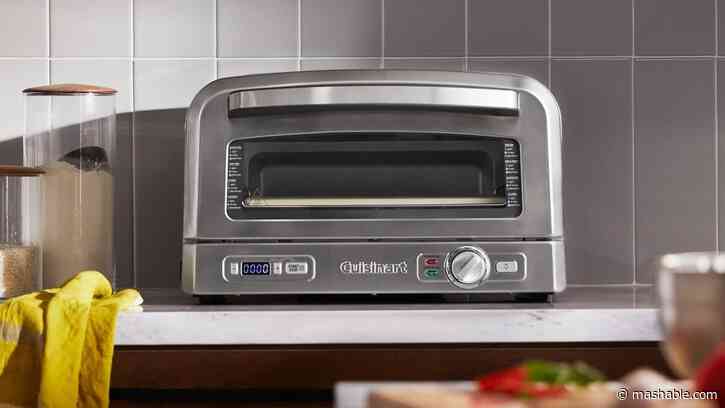 The Cuisinart Indoor Pizza Oven is $170 off at Amazon — make your perfect pie every time
