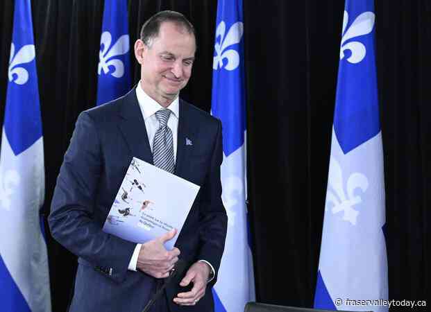 Quebec fiscal update: $2.1B in new spending, end of tax credit for some older workers