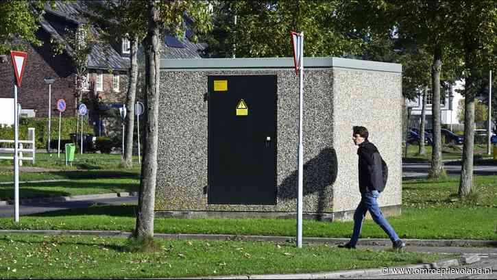 Almere - Meer elektriciteitshuisjes in Almeerse wijken, 'bezwaar maken niet mogelijk'