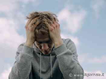 Cefalea “a rombo di tuono”: sintomi e possibili cause