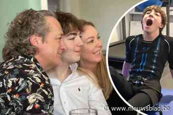 Lou (17) heeft een ongeneeslijke spierziekte: “Een medicijn om het af te remmen kost meer dan 1.000 euro per dag”