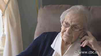 N.L.'s oldest resident turns 109, and celebrates with a feed of chicken wings