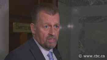 Province plans to appoint more members to Edmonton police commission, minister says