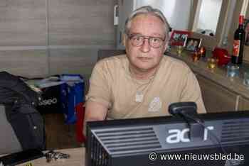 Vincent helpt inwoners met problemen bij hun administratie binnenkort op nieuwe locatie: “Niet iedereen heeft een computer”