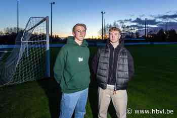 “Op het veld is hij mijn vijand”: Broers Quinten en Wiene tegenover elkaar in Zuid-Limburgse voetbalderby