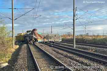 Güterzug-Crash: Zehn Waggons zerstört und teilweise entgleist