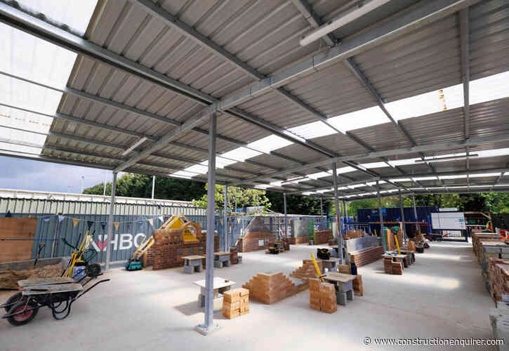 Fast-track skills hubs to train 5,000 extra apprentices