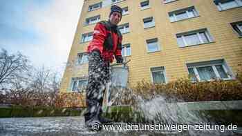 Streusalz streuen oft verboten – Diese Alternativen gibt es