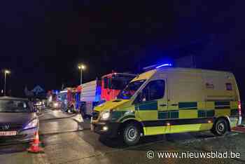 Man en vrouw met rookvergiftiging naar ziekenhuis na brand