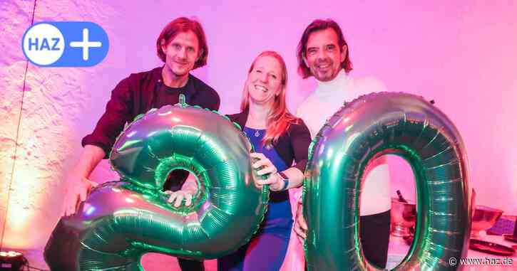 VIP-Premiere in Hannover: "Seasons" startet im Wintervarieté