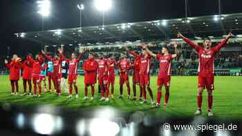 2. Fußball-Bundesliga: 1. FC Köln gewinnt bei Preußen Münster, 1. FC Nürnberg unterliegt dem SC Paderborn
